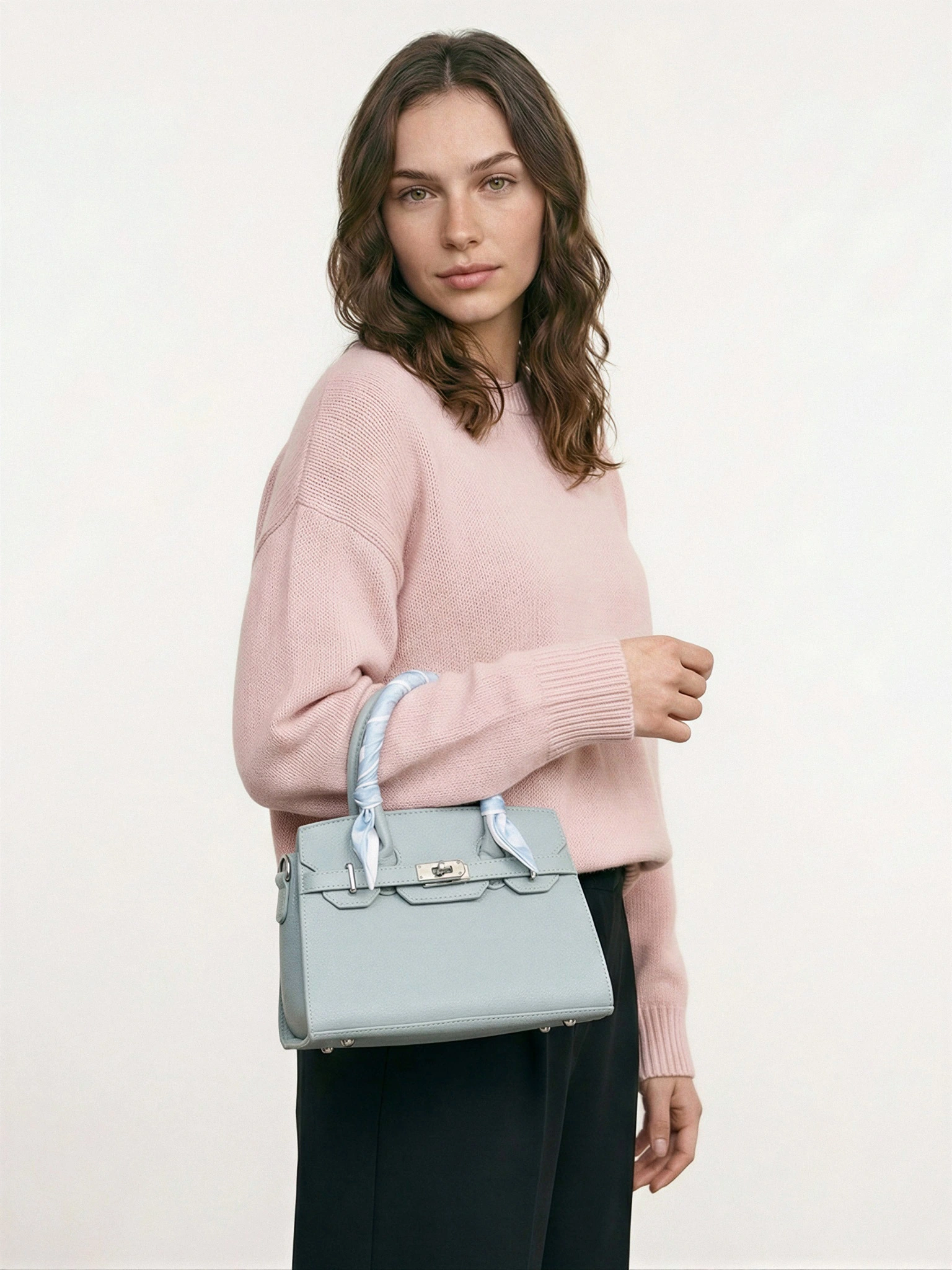 Сумка-тоут  с декоративным платком в ассортименте